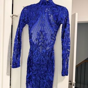 Royal Blue Sequin Lace Long-Sleeve Backless Dress